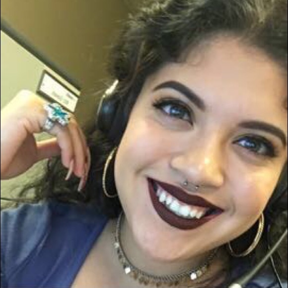 Meet your Posher, Mitzi - Picture 2 of 2